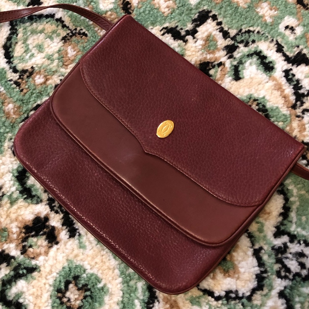 Cartier AUTHENTIC Vintage Burgundy Textured Smooth Leather Crossbody Tassel Bag - Picture 3 of 16